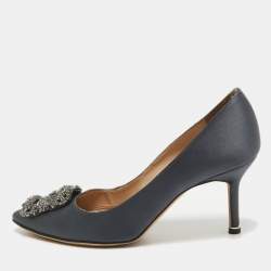 Manolo Blahnik Blue Satin Hangisi Pumps Size 37
