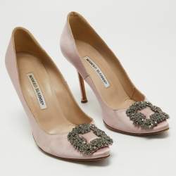 Pre Owned Manolo Blahnik Light Purple Satin Hangisi Pumps Size 37.5