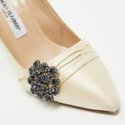 Pre Owned Manolo Blahnik Cream Satin Crystal Embellished Pumps Size 38