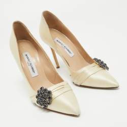 Pre Owned Manolo Blahnik Cream Satin Crystal Embellished Pumps Size 38