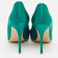 Pre Owned Manolo Blahnik Green Satin Brooch Crystal Embellished Pumps Size 38