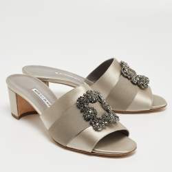 Pre Owned Manolo Blahnik Grey Satin Martamod Slide Sandals Size 42