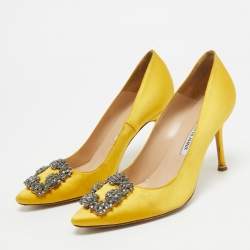 Pre Owned Manolo Blahnik Yellow Satin Hangisi Pumps Size 37