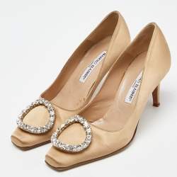 Manolo Blahnik Beige Satin Pumps Size 38.5