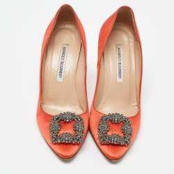 Pre Owned Manolo Blahnik Orange Satin Hangisi Pumps Size 37