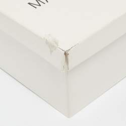 Pre Owned Manolo Blahnik Ivory Satin Hangisi Pumps Size 39