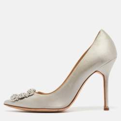Pre Owned Manolo Blahnik Light Grey Satin Hangisi Pumps Size 39