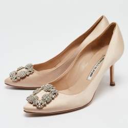 Pre Owned Manolo Blahnik Beige Satin Hangisi Pumps Size 37