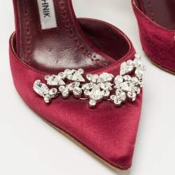 Pre Owned Manolo Blahnik Burgundy Satin Lurum Heel Mules Size 35