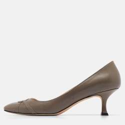 Manolo Blahnik Grey Leather Almond Toe Pumps Size 36.5