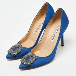 Pre Owned Manolo Blahnik Blue Satin Hangisi Pumps Size 39