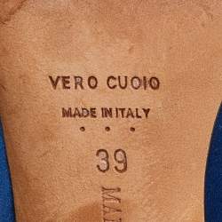 Pre Owned Manolo Blahnik Blue Satin Hangisi Pumps Size 39