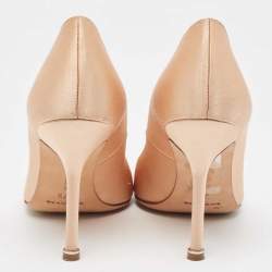 Pre Owned Manolo Blahnik Beige Satin Hangisi Pumps Size 37.5