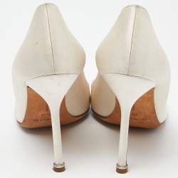 Pre Owned Manolo Blahnik Cream Satin Hangisi Pumps Size 39.5