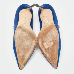 Pre Owned Manolo Blahnik Satin Nadira Crystal Embellished Pointed Toe Pumps Size 37.5