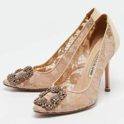 Pre Owned Manolo Blahnik Beige Lace and Satin Hangisi Pumps Size 36.5