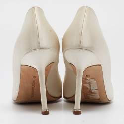 Pre Owned Manolo Blahnik White Satin Hangisi Pumps Size 40