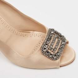 Pre Owned Manolo Blahnik Beige Satin Crystal Embellished Peep Toe Pumps Size 41