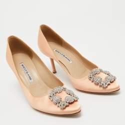 Pre Owned Manolo Blahnik Beige Satin Hangisi Pumps Size 37.5