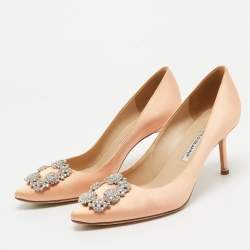 Pre Owned Manolo Blahnik Beige Satin Hangisi Pumps Size 37.5