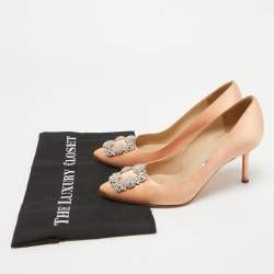 Pre Owned Manolo Blahnik Beige Satin Hangisi Pumps Size 37.5