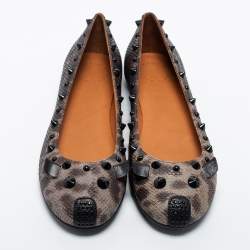 Pre Owned Marc by Marc Jacobs Grey Camo Embossed Leather Spike Trim Mouse Ballet Flats Size 36.5