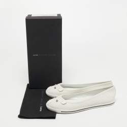 مملوكة مسبقًا Marc by Marc Jacobs White Perforated Leather Mouse Ballet Flats Size 37