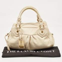 مملوكة مسبقًا Marc by Marc Jacobs Off White Leather Classic Q Baby Groovee Satchel