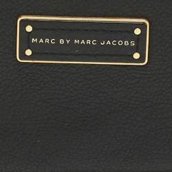 مملوكة مسبقًا محفظة مارك باي مارك جاكوبس تو هوت تو هاندل كونتيننتال جلد سوداء