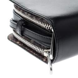 Pre Owned حقيبة كروس مارك باي مارك جاكوبس جلد ثعبان منقوش وجلد أسود