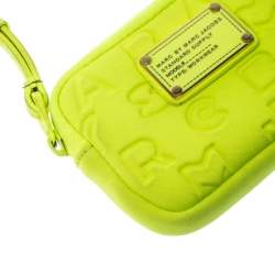 Pre Owned Marc by Marc Jacob Neon Green Dreamy Logo Fabric Wingnam Wristlet Pouch