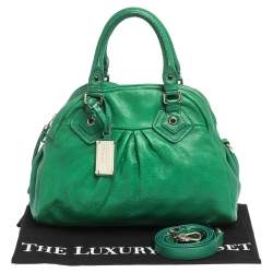 مملوكة مسبقًا حقيبة مارك باي مارك جاكوبس كلاسيك كيو بيبي ايدن جلد خضراء