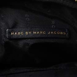 Pre Owned حقيبة كتف مارك باي مارك جاكوبس بادج شعار جلد سوداء