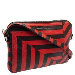 Pre Owned حقيبة كروس مارك باي مارك جاكوبس "تورن اروند داني" جلد مخطط أسود و أحمر