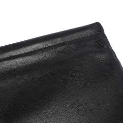 Pre Owned Marc by Marc Jacobs Black Leather Can't Clutch