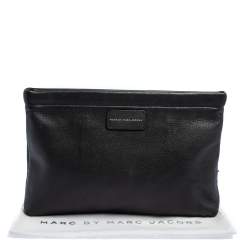 Pre Owned Marc by Marc Jacobs Black Leather Can't Clutch