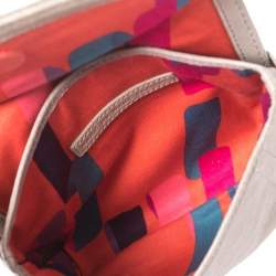 مملوكة مسبقًا Marc By Marc Jacobs Grey Leather Petal To The Metal Pouch