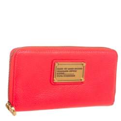 Marc by Marc Jacobs Neon Pink Leather Classic Q Zip Around Wallet