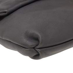 مملوكة مسبقًا Marc by Marc Jacobs Grey Leather Flap Bow Clutch