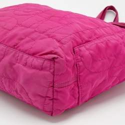 مملوكة مسبقًا حقيبة يد توتس مارك باي مارك جاكوبس بريتي تات نايلون فوشيا كبيرة