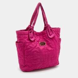 مملوكة مسبقًا حقيبة يد توتس مارك باي مارك جاكوبس بريتي تات نايلون فوشيا كبيرة