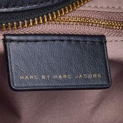 Pre Owned حقيبة ساتشل مارك باي مارك جاكوبس ليغيرو جلد كريمي/أسود