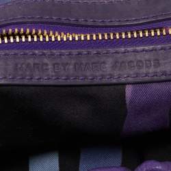 مملوكة مسبقًا Marc by Marc Jacobs Purple Embossed Leather Clutch