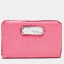 Marc by Marc Jacobs Neon Pink Leather Classic Q Zip Around