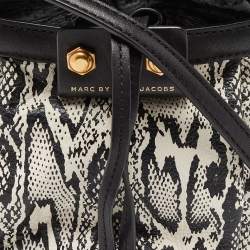 Pre Owned Marc by Marc Jacobs Tri Color Snakes Print Leather Bucket Bag