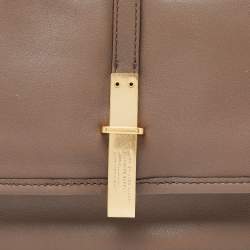 Marc by Marc Jacobs Beige Leather Metal Flap Clutch