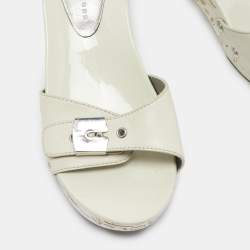 Marc by Marc Jacobs Cream Leather Slides Size 36