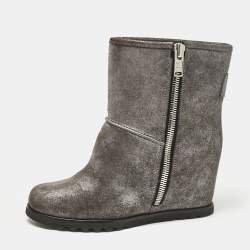 Marc by Marc Jacobs Silver Suede Ankle Length Boots Size 37