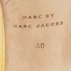 Marc by Marc Jacobs Beige/Yellow Patent Leather Ankle Strap Sandals Size 40