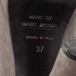 Marc by Marc Jacobs Grey/Black Suede Bow Peep Toe Pumps Size 37